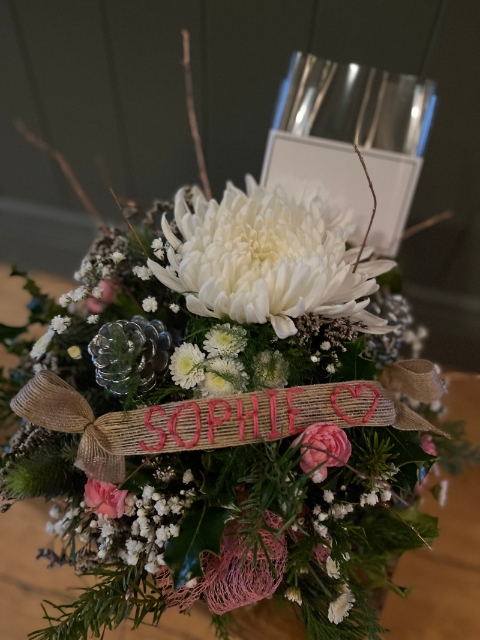 Christmas Grave Tributes